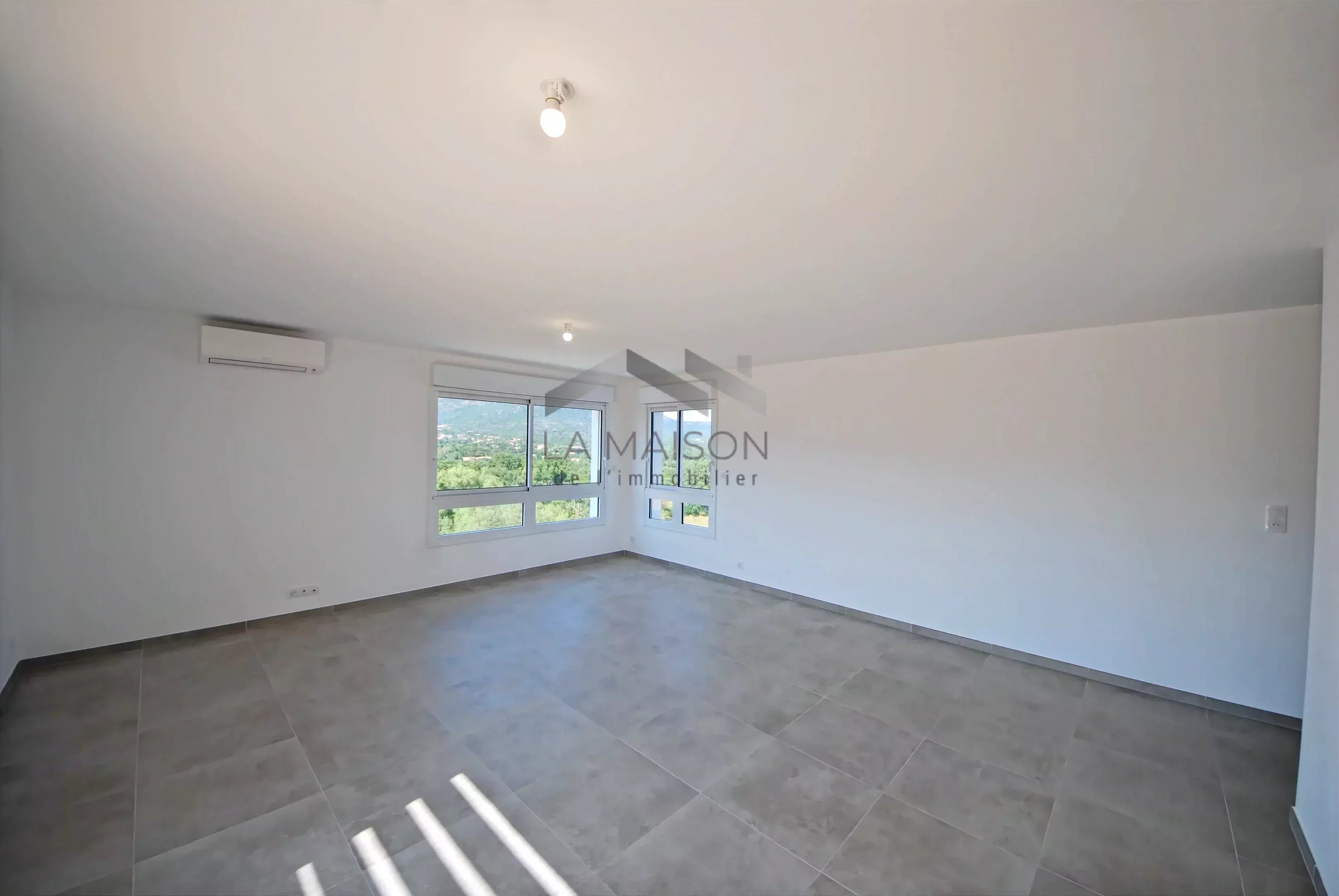 Appartement T4 Neuf