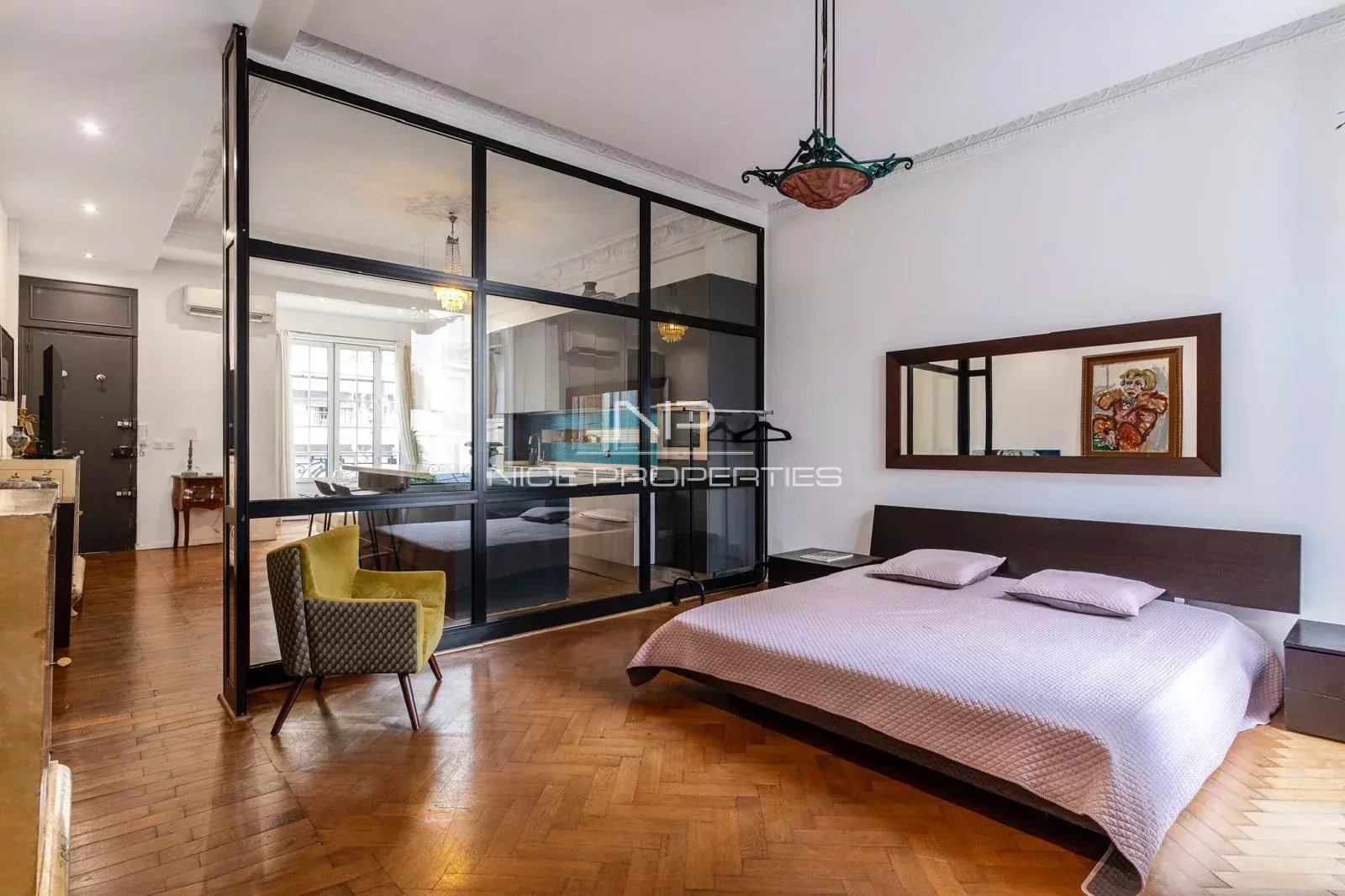 Proche Promenade, Hôtel particulier, 2 appartements 122 m2