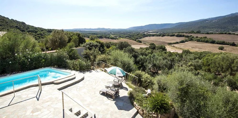 Belle propriété composée de deux villas