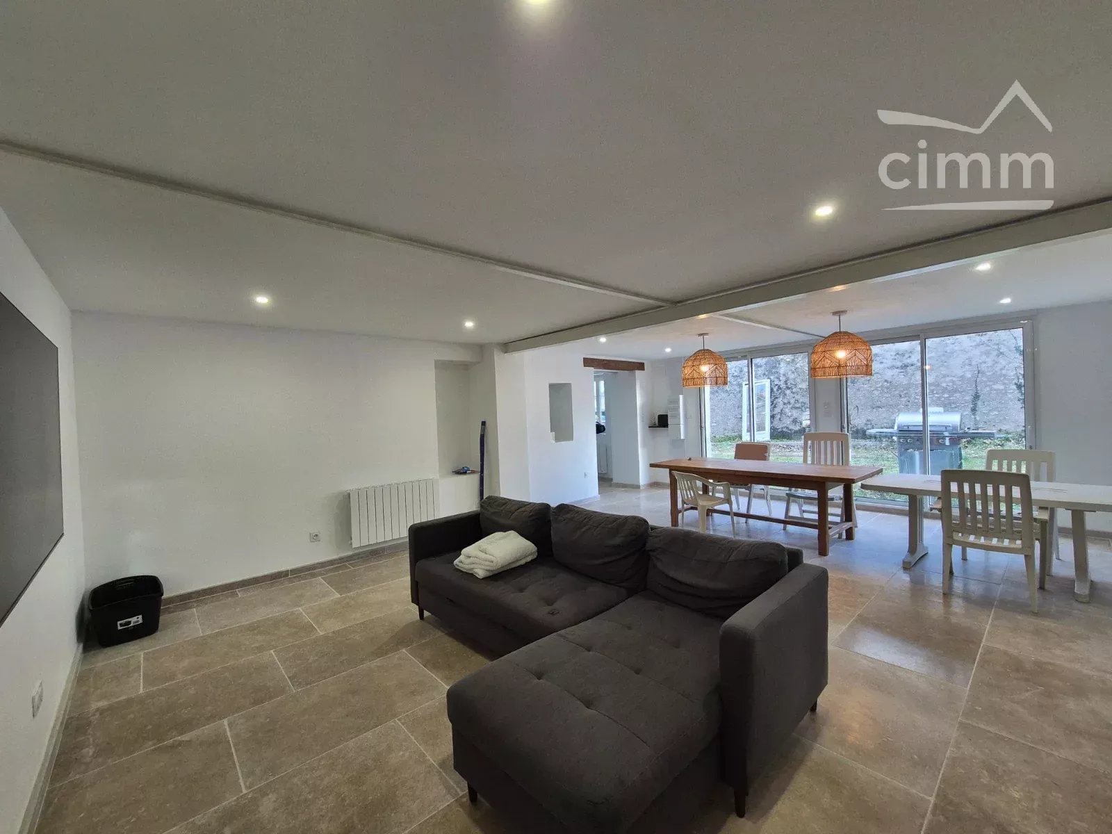 Maison de 150 m² avec 6 chambres, cave voûtée et double garage – Menars – Terrain 1 350 m²
