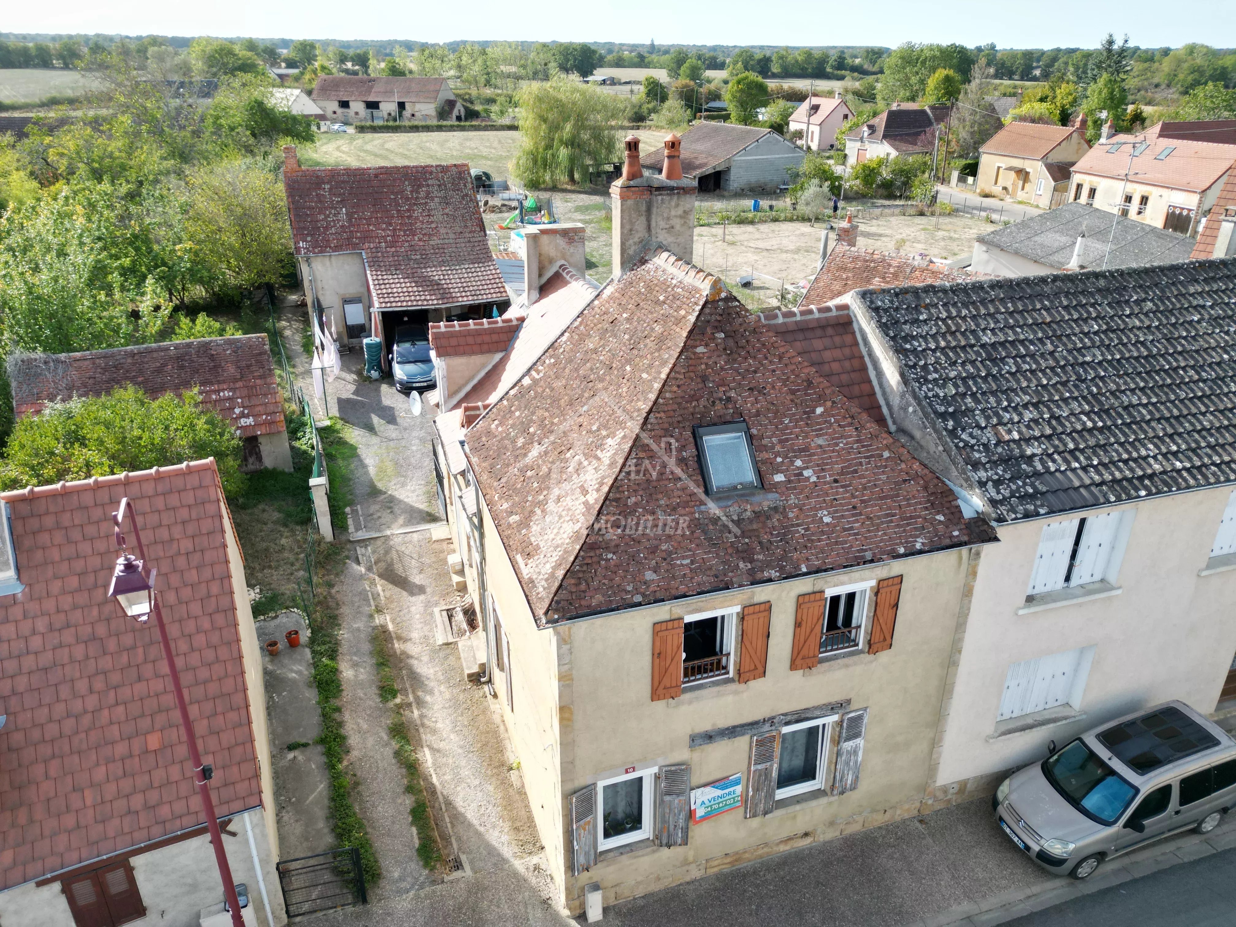 Maison familiale 5 chambres au calme – Saint-Léopardin-d'Augy