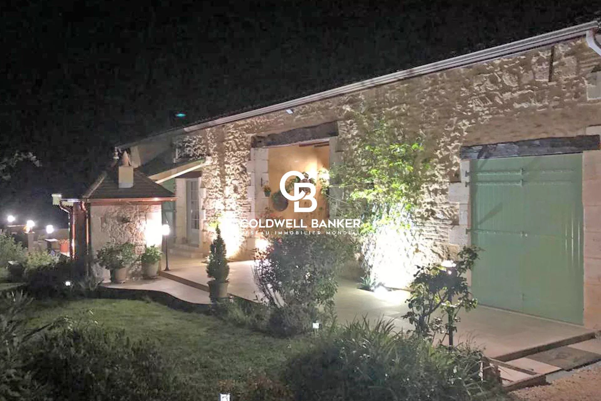 Maison de campagne avec étang, projet touristique
