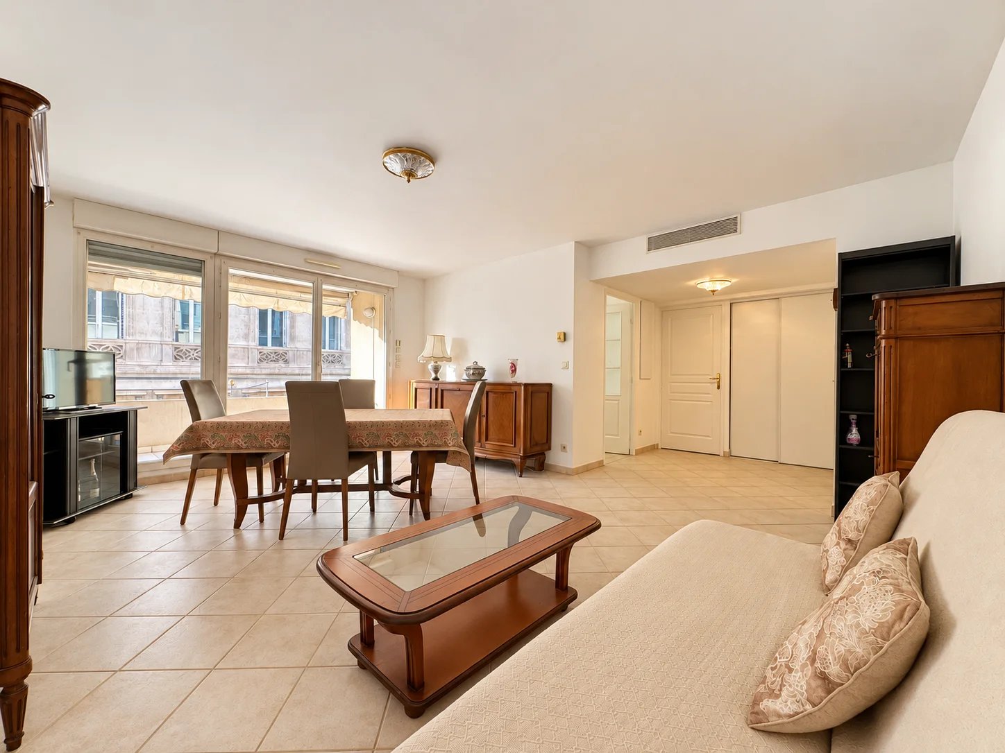 Exclusivité - Marseille 6ème - Vauban - 3 pièces de 74 m² avec terrasse