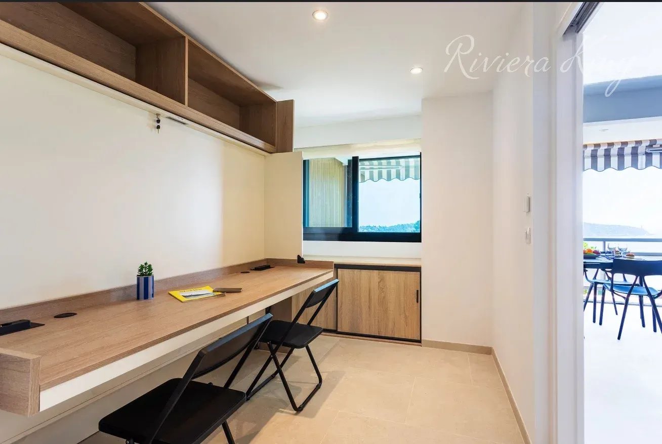 Villefranche-sur-Mer – Magnifique appartement 3P avec vue mer, piscine, parking et cave