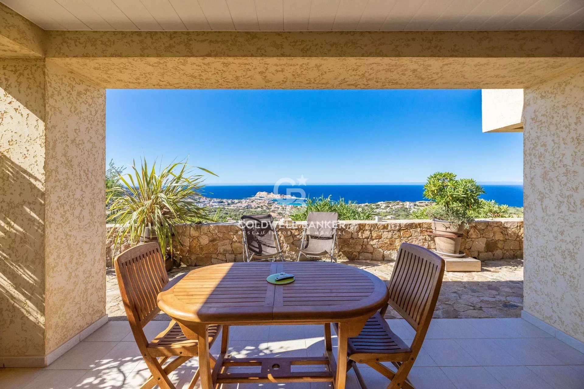 Ile - Rousse - Villa d'exception face aux îles de la Pietra