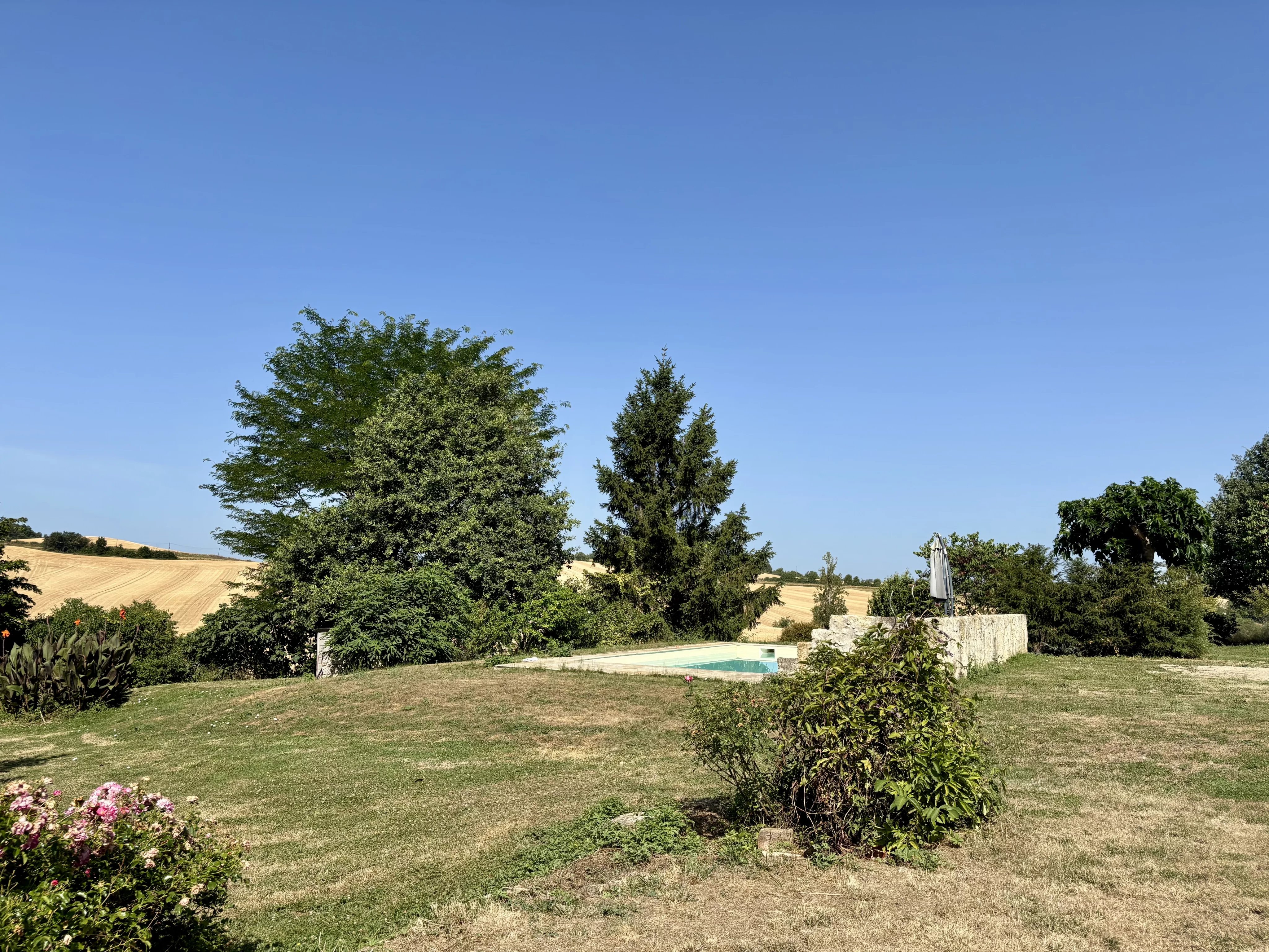 Magnifique propriété avec piscine et lac