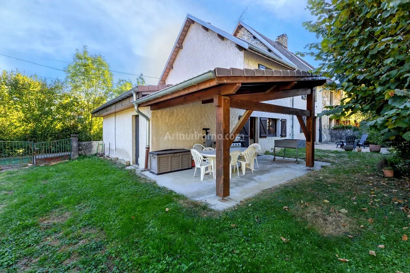 MAISON EN PIERRE 5 CHAMBRES