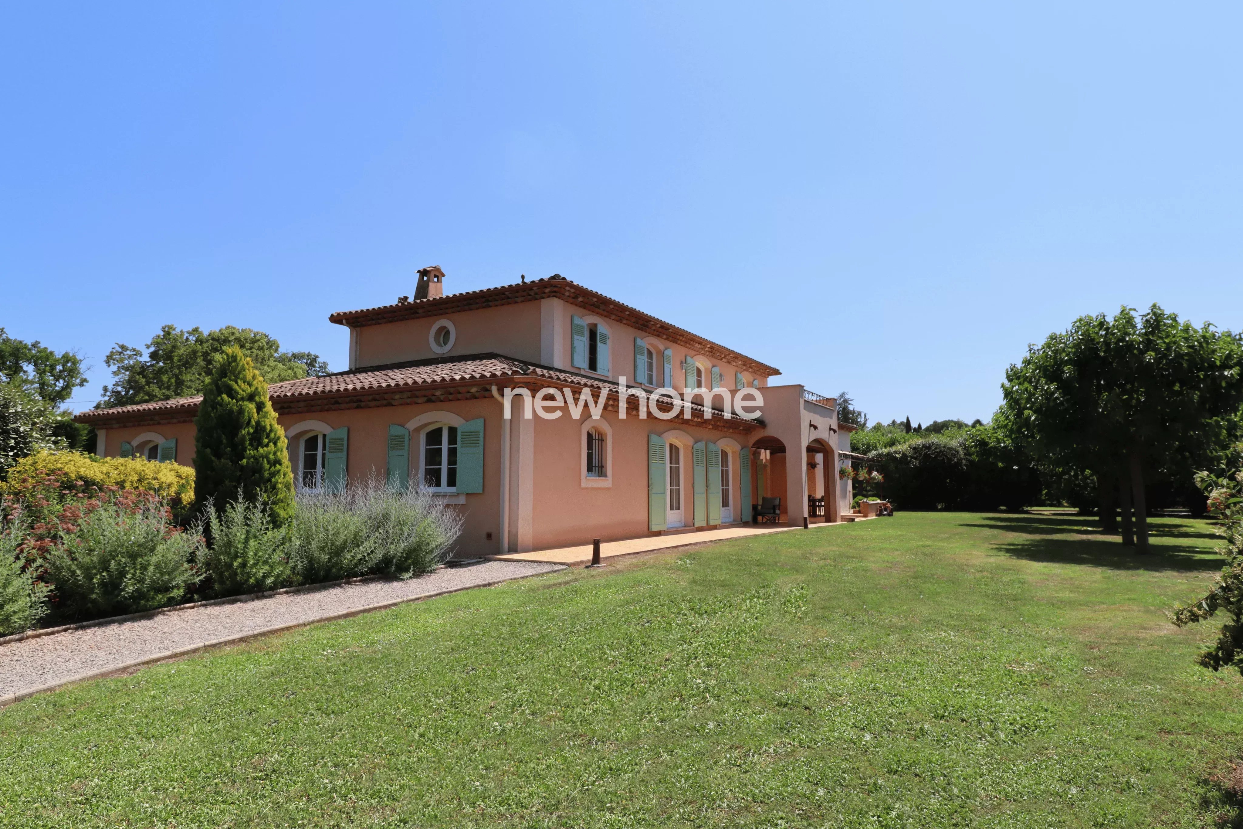 Beautiful property with pool