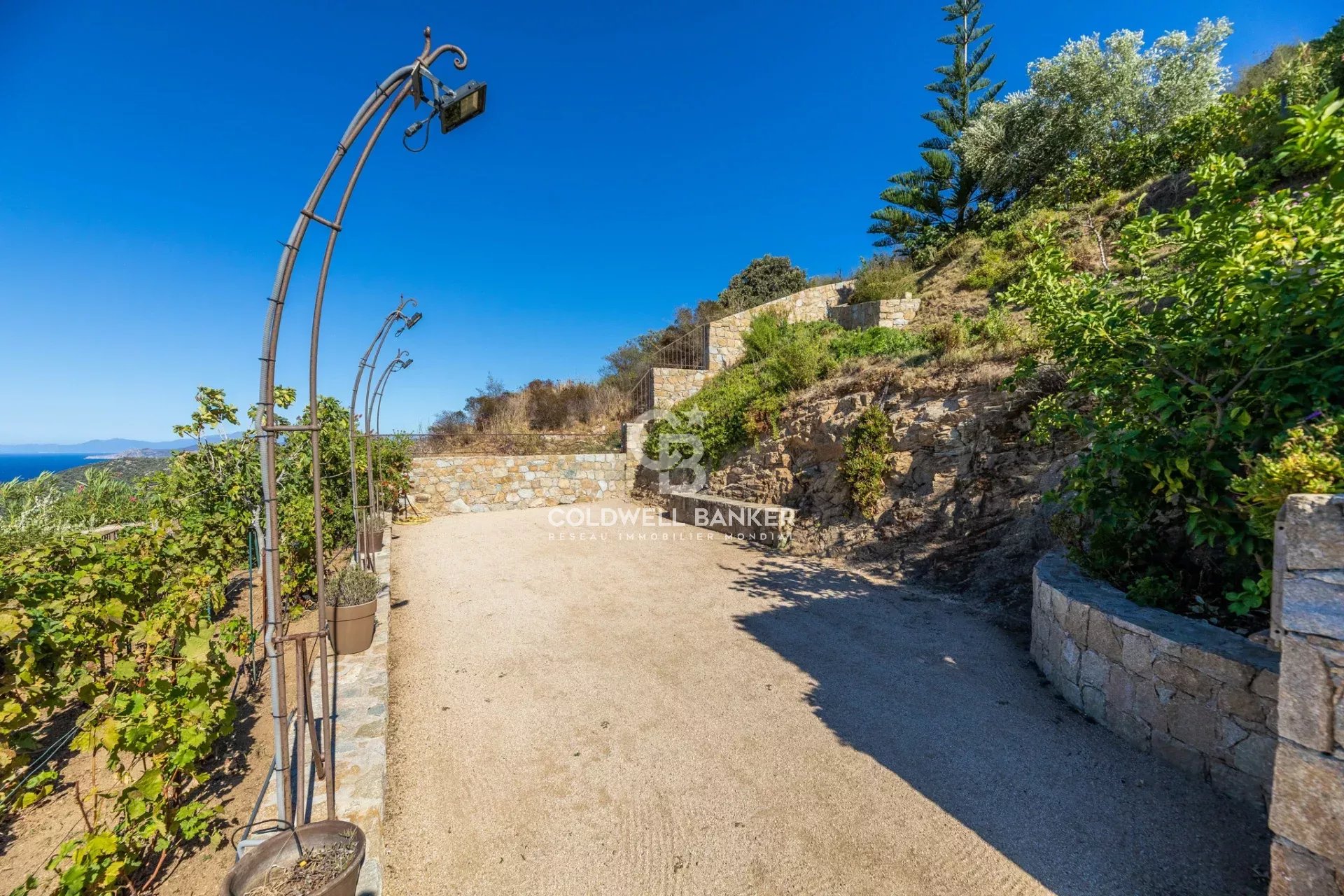 Ile - Rousse - Villa d'exception face aux îles de la Pietra