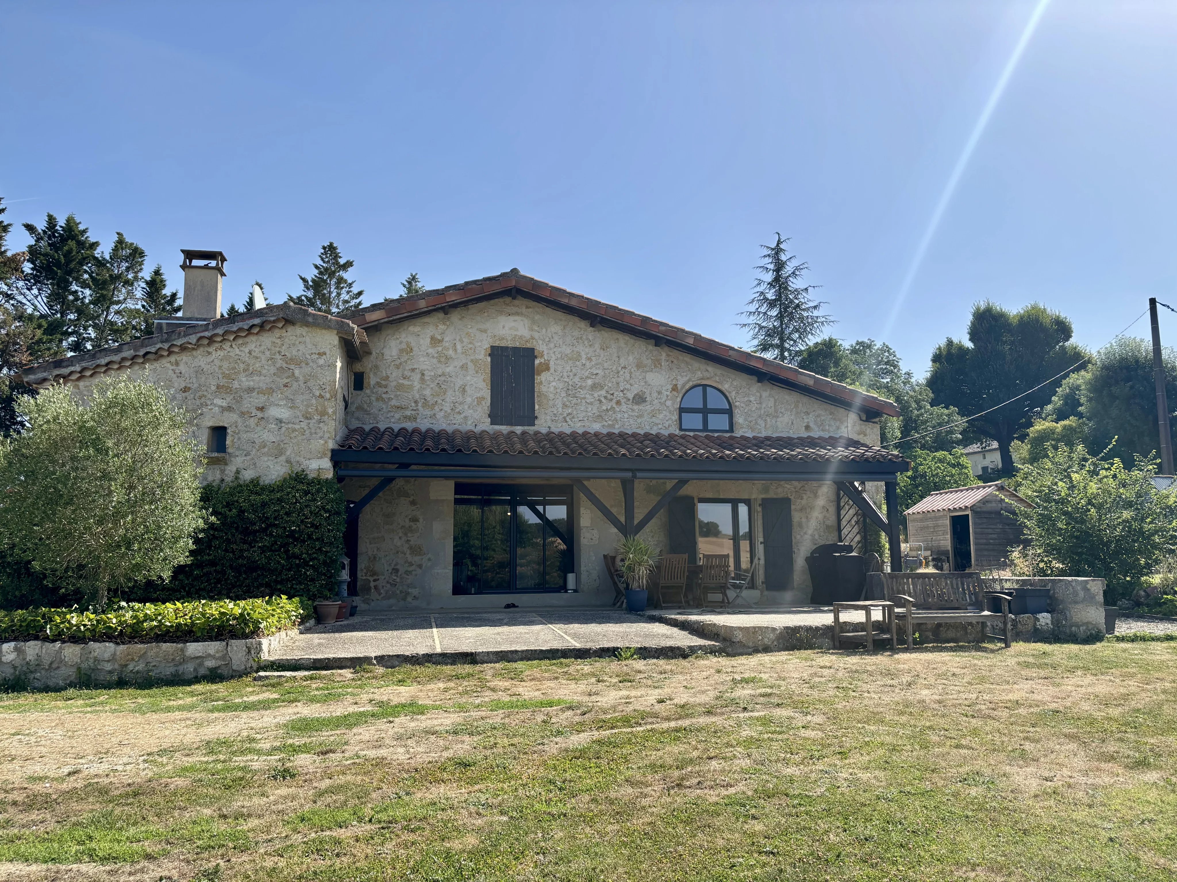 Magnifique propriété avec piscine et lac