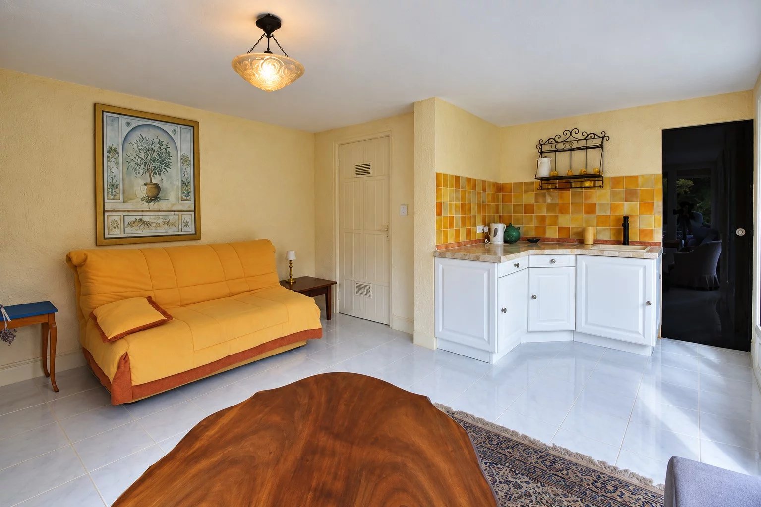 Tourrettes – Villa 220 m² avec piscine, studio indépendant et terrain de 5 840 m²
